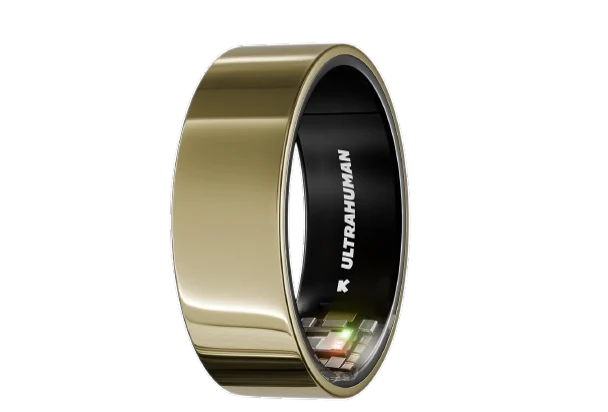 Ultrahuman Ring AIR in Bionic Gold showing its smooth flat outer band